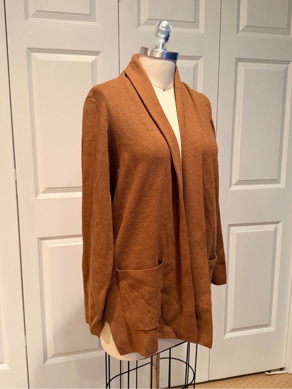 Women's Open Front Pocket Cardigan Sweater - Brown